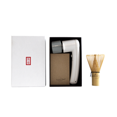 Charaku elektrischer Matcha Whisk und Bamboo Matchabesen