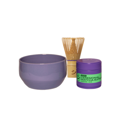 Viola Bescher Matcha-Schale set mit Matcha und Matcha-Besen