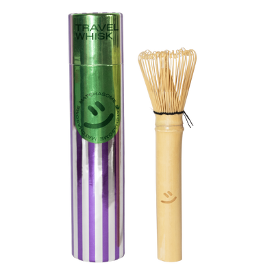 Unser Matchasome Matcha Whisk in der langen Ausführung mit Verpackung