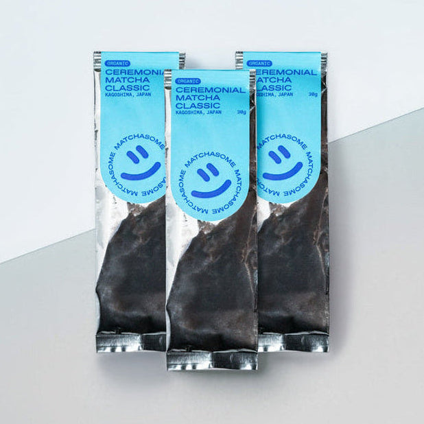 Unser Matchasome Ceremonial Grade Bio Matcha Classic Tee im Nachfüllpack 30g 3-er Set Bundle