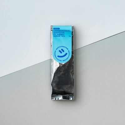 Unser Matchasome Ceremonial Grade Bio Matcha Classic Tee im Nachfüllpack 30g